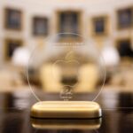 Apple regala a Trump el producto más exclusivo de su historia: tiene oro de 24K