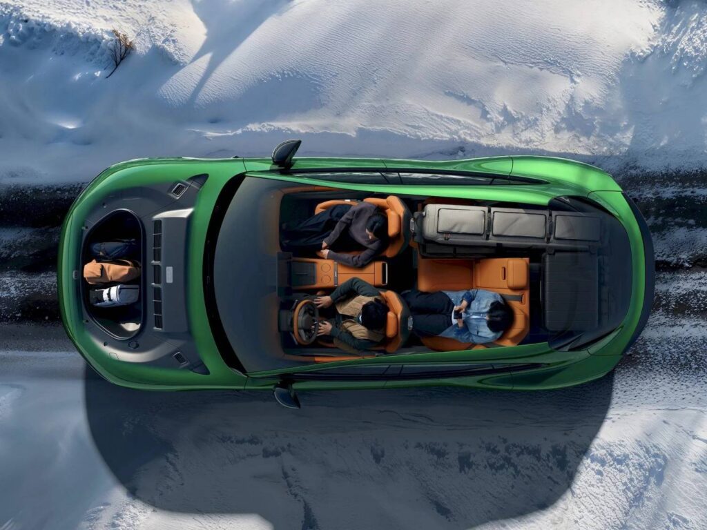 Si quieres un coche Xiaomi, su CEO lo tiene claro: «Mejor cómprate un Tesla»