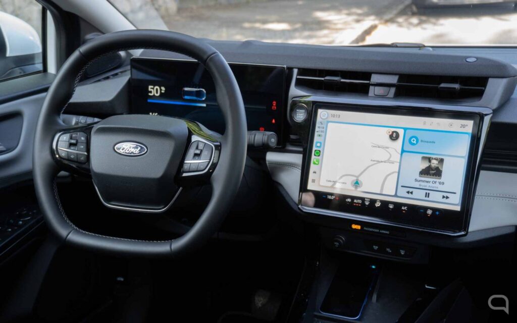 A Ford aún no le convence el nuevo Apple CarPlay Ultra, pero no le cierra la puerta a su adopción