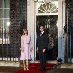 Los Macron presentarán pruebas científicas de que Brigitte es una mujer: ¿pero qué pruebas son esas?