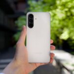 Sorpresón de Samsung con One UI 8: varios móviles antiguos están actualizando