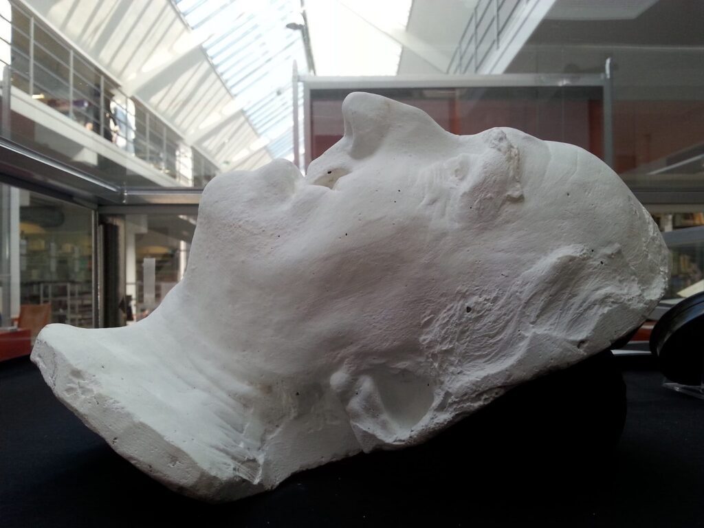 Revelan por primera vez los rostros reales de 4 momias: la IA, cómo no, ha sido la herramienta clave