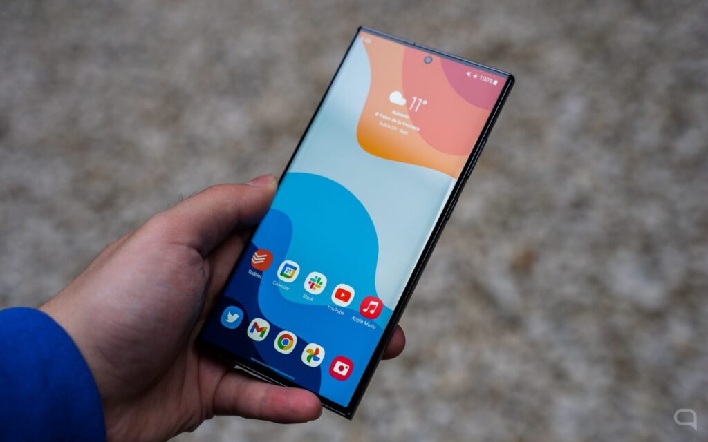 One UI 8 llega hoy mismo a 3 de los móviles Samsung más populares de los últimos años