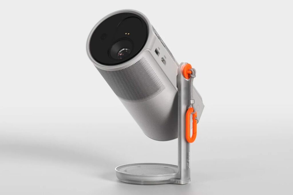 Convierte tu salón en un cine con estos tres proyectores baratos, desde 35 hasta 70 euros