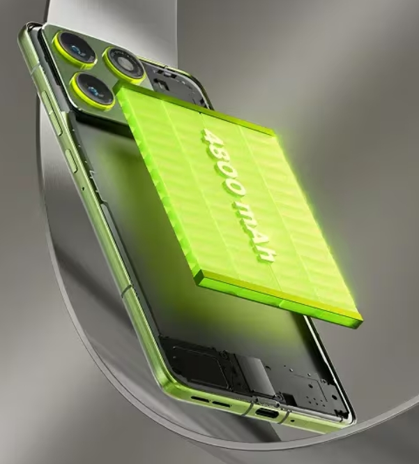 Motorola logra lo que Apple y Samsung no pudieron: un móvil ultradelgado con batería bestial