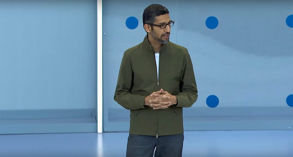 Elon Musk y Jeff Bezos quieren llevarse los centros de datos para la IA al espacio: ¿por qué?