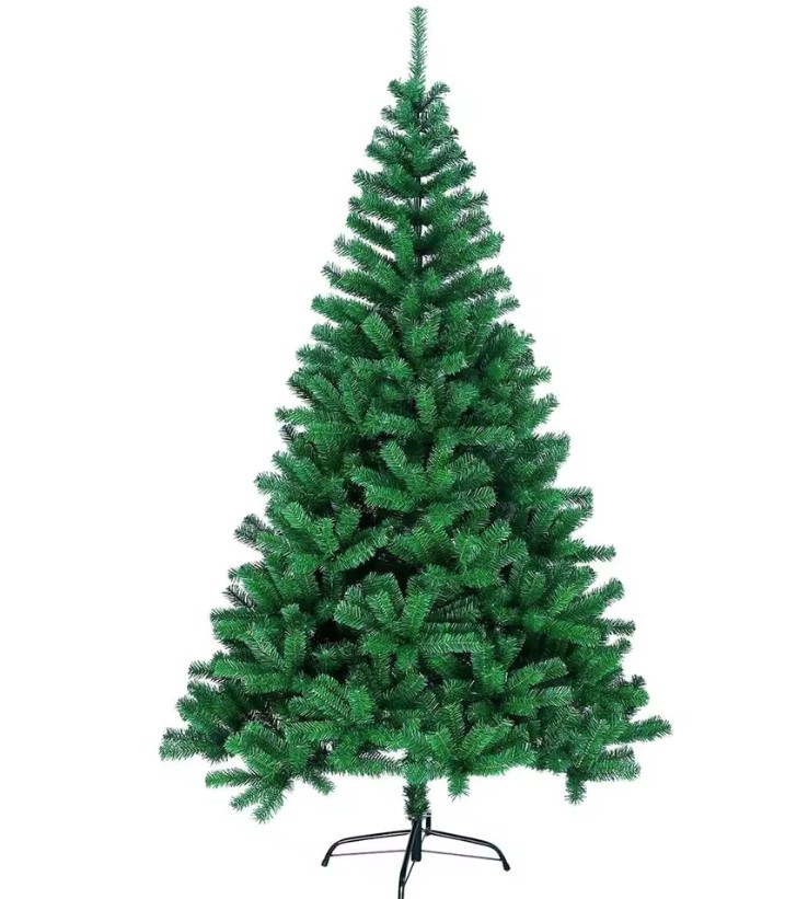 Falta menos de lo que te imaginas: estas ofertas de árboles de Navidad y luces es lo que necesitas para decorar tu casa