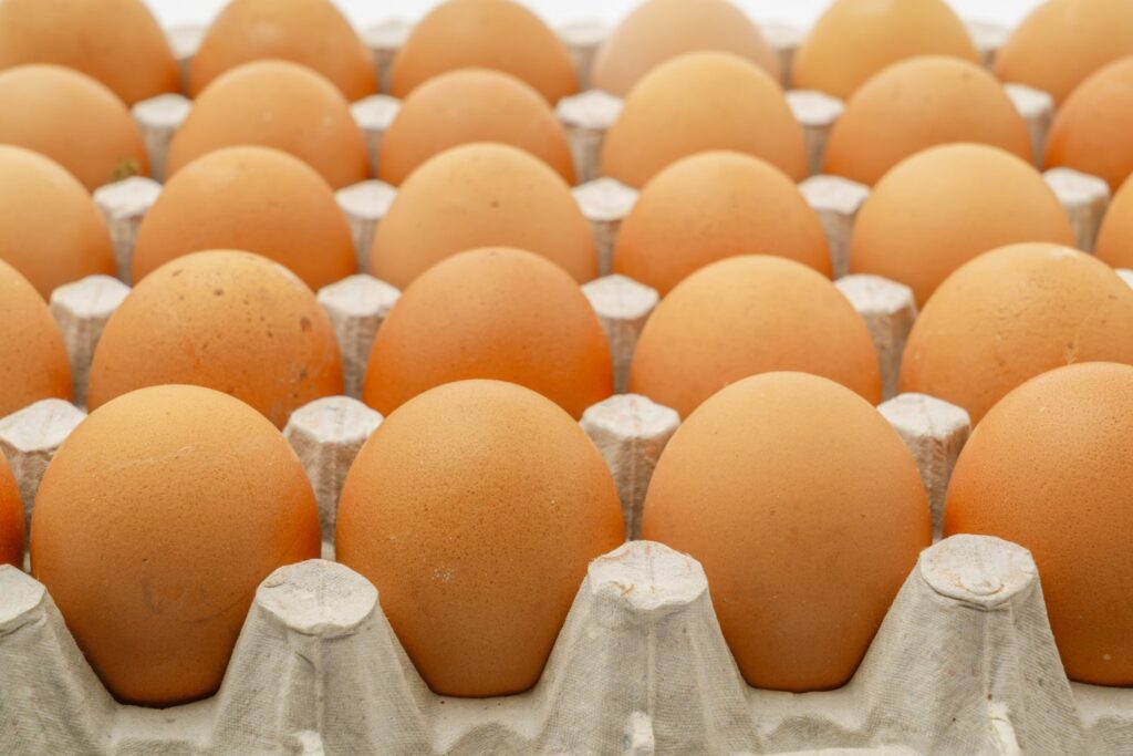 La gripe aviar ya afecta a Mercadona: esto es lo que debes saber sobre sus huevos