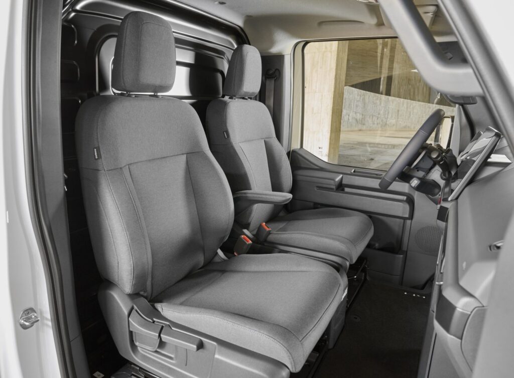 KIA revienta el mercado con su primera furgoneta eléctrica. Cuesta 18.000 euros y no tiene rival