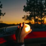 ¿Te multará la DGT si pones los triángulos a la vez que la baliza V16?