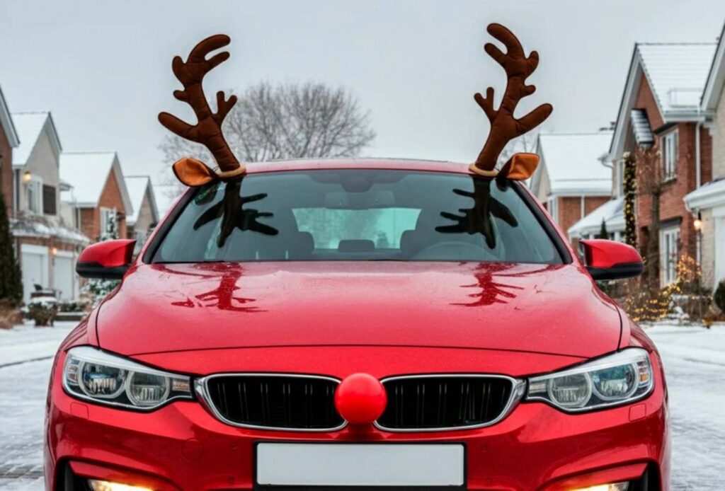 ¿Qué dice la DGT sobre los adornos de Navidad para el coche?