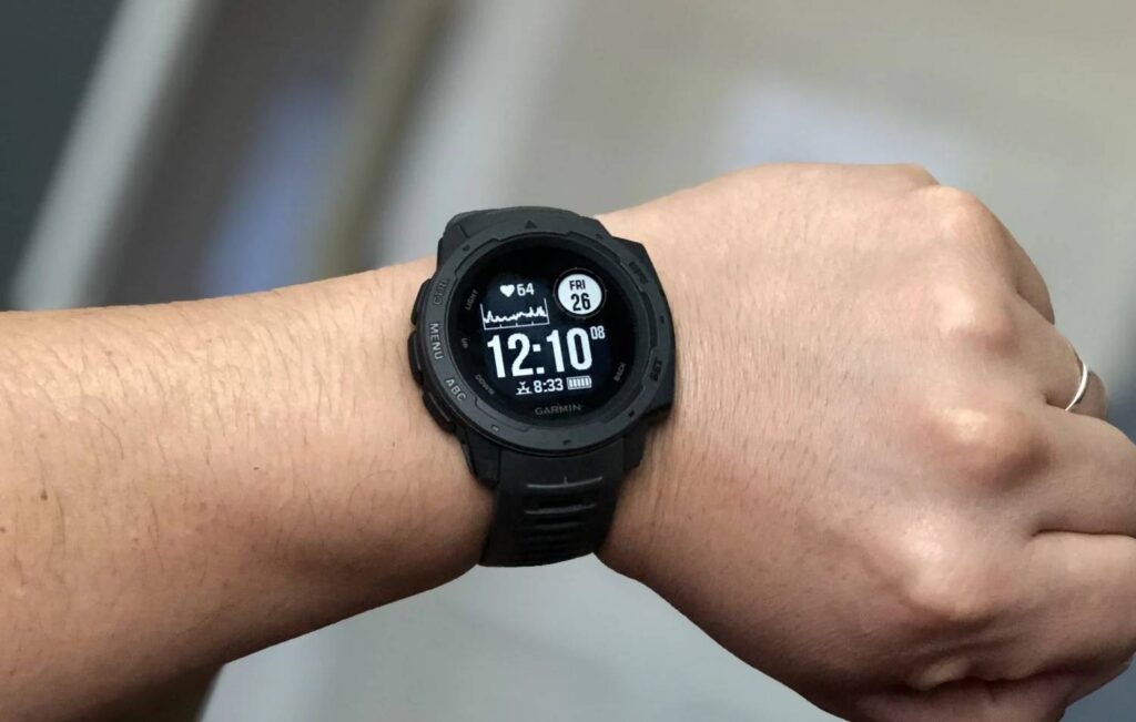 Tu iPhone va a recibir una novedad con iOS 26.3 que nadie esperaba de Apple. Adiós al Watch, hola al Garmin