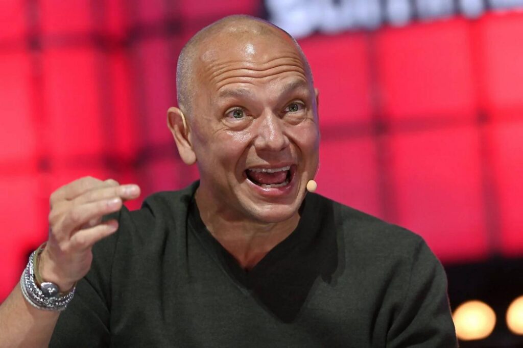 Un candidato inesperado surge para reemplazar a Tim Cook en Apple