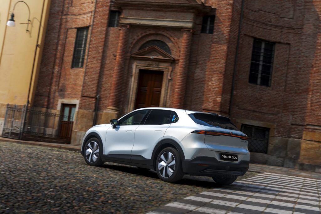 CHANGAN llega a España con dos coches eléctricos que darán que hablar: así son los Deepal S05 y S07