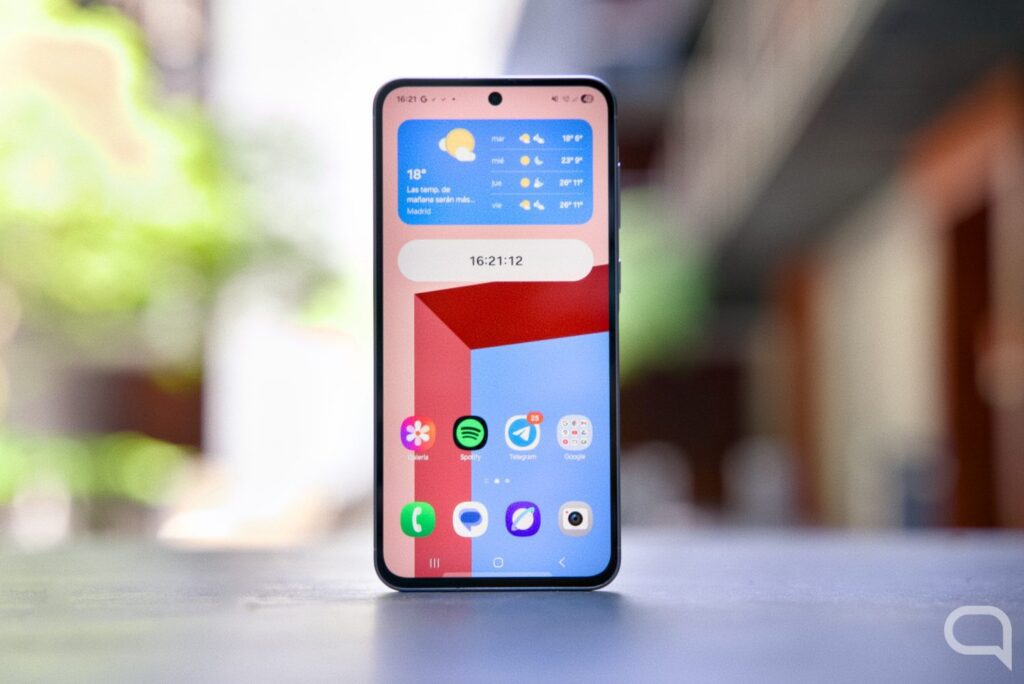 Ni el iPhone 17 ni un Samsung Galaxy: este es el móvil más vendido del mundo y la lista con los 10 primeros