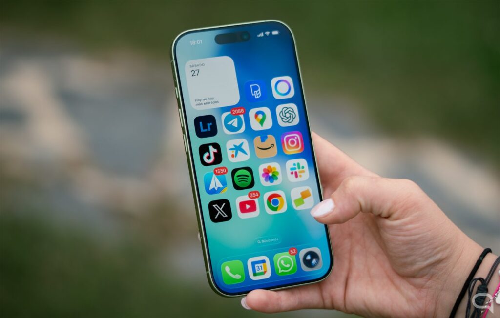 ¿Has actualizado tu iPhone? Esta versión de iOS 26 tiene problemas de batería y Face ID