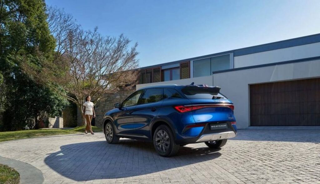BYD da un golpe sobre la mesa con el BYD Atto 3 EVO