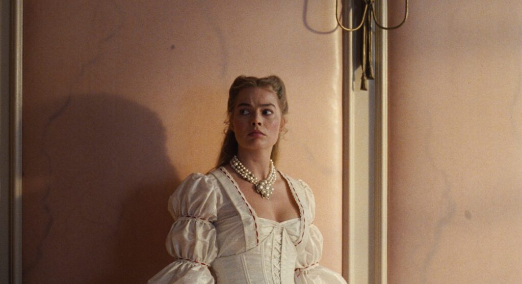 El final de ‘Cumbres borrascosas’ explicado, ¿qué tanto cambia del libro?