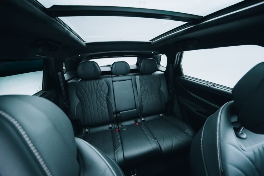 Jaecoo va a por todas: trae a españa su SUV híbrido de 7 plazas, más de 400 CV y 1000 km sin pasar por la gasolinera