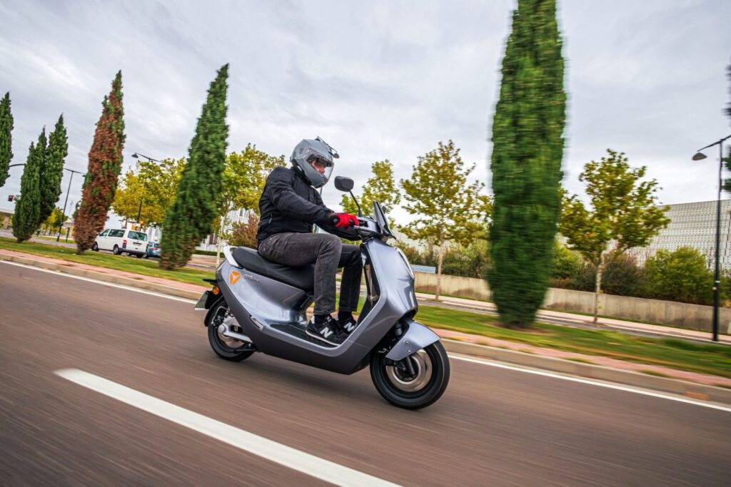 El Plan Auto+ también llega a las motos eléctricas: cómo quedan las ayudas y qué requisitos deben cumplir